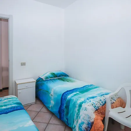 Appartamento 2 Bedroom Cozy In